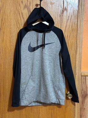 Nike Men's Grey & Black Raglan Pullover Hoodie sz large